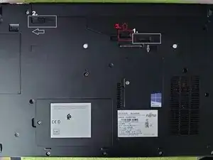 Fujitsu Lifebook E556 RAM Replacement