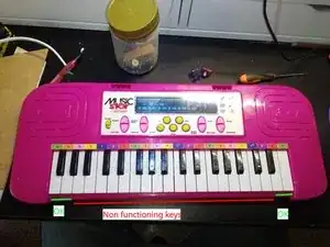 Toy Piano Bontempi Music Star Unresponsive Middle Keys