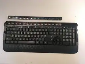 Microsoft Wireless Keyboard 2000 Disassembly