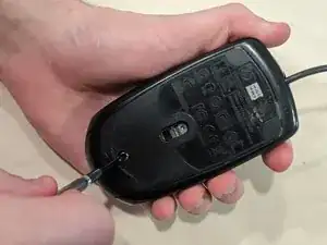 How to Fix the Scroll Wheel of a Wired HP Mouse