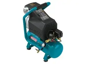 Makita 2.0 HP Big Bore Air Compressor, 2.6-Gallon Tank MAC700