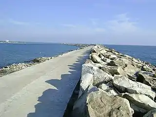 Breakwater at Tangasseri