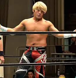 拳王（プロレスラー） (cropped).jpg