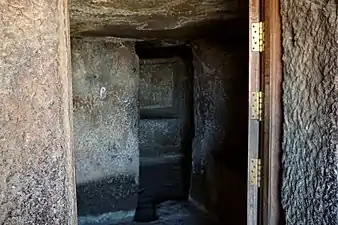 Cave 9, interior