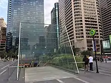 15th Street entrance is shared with City Hall station