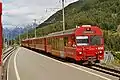 Train entering Sagliains station