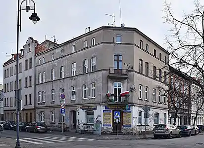 View of both tenements (Nr.49 on the left)