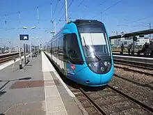 Tram-train in gare de Nantes