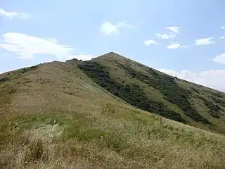 Scenery around Mount Artanish