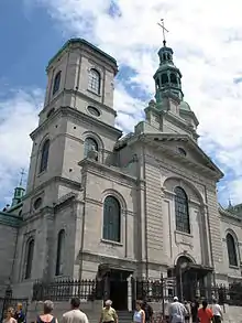 Jean Baillairgé oversaw construction and designed the belltower and interior of Notre-Dame Basilica-Cathedral (Quebec City) from 1786 to 1822.