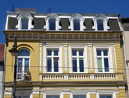 Detail of the upper floor decoration (Nr.24)