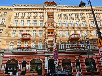 Facade of the hotel from Gdanska street