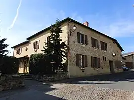 The town hall in Chaussan