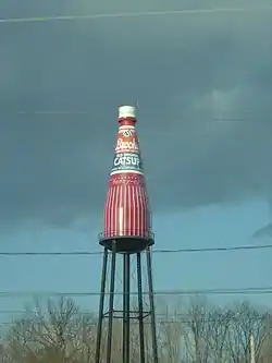 World's Largest Catsup Bottle water tower in Collinsville, Illinois (1949)