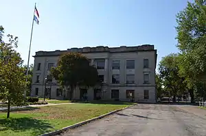 Crawford County Courthouse in Girard (2012)