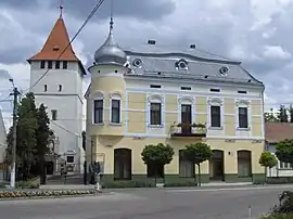 Ciunt Tower and Arany Palace