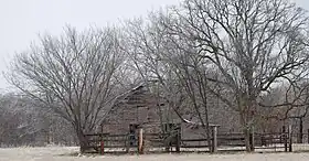 Dilapidated barn in Bushyhead