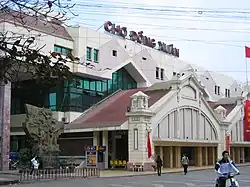 Đồng Xuân Market