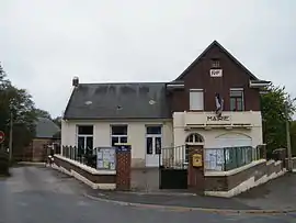 The town hall in Ennemain