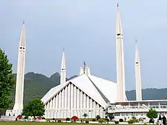 Faisal Masjid in cloudy weather