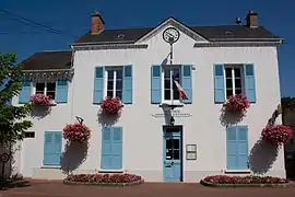 The town hall in Gironville-sur-Essonne