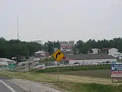 Entering from the northwest on Illinois Route 16