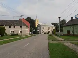 Centre of Hlušovice with the municipal office