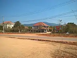 Roadside houses in Ia H'Drai