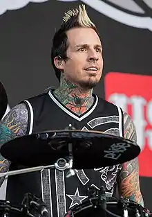 Spencer performing with Five Finger Death Punch in 2014