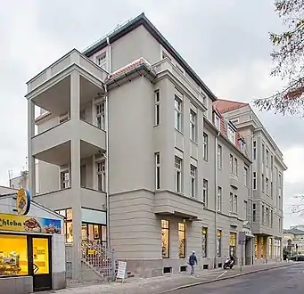 Facade onto Krasińskiego Street