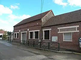 The town hall in Lachapelle-Saint-Pierre