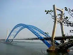 Lianxiang bridge over the Xiang River, Xiangtan, Hunan Province, China (2007)