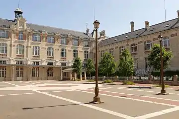 Cour d'honneur