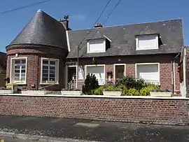 The town hall of Mézières-sur-Oise