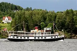 MS "Henrik Ibsen" ved Ulefoss