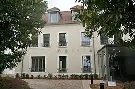 The town hall in Châtillon-sur-Marne