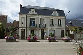 The town hall in Ménétréol-sous-Sancerre