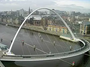 Gateshead Millennium Bridge over the River Tyne, Newcastle upon Tyne, England, UK (2005)