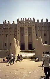 Image 42An entrance to the Djinguereber mosque (from Mali)