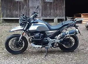 Moto Guzzi V85 TT (Piaggio)