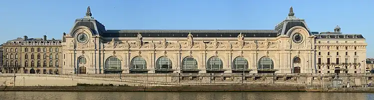 Musée d'Orsay seen from the right bank of the Seine river