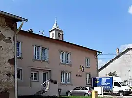 The town hall in Nonzeville