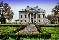 Lubomirski Palace in Niezdów