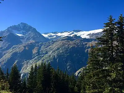 The Arpont-Chasseforêt glacier is the main glacier in the Vanoise National Park