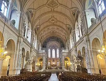 The nave, facing the choir