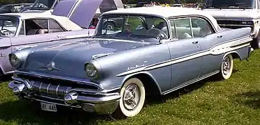 1957 Pontiac Star Chief