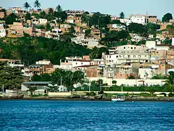 Praia da Ribeira, bairro da Ribeira.