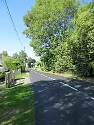 The main road in Réez-Fosse-Martin