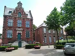 Former town hall and clergy house