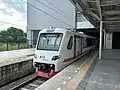 The EA203 series airport rail link train stopping at Manggarai Station heading to Soekarno-Hatta Airport Station via Duri-Batuceper, 2021